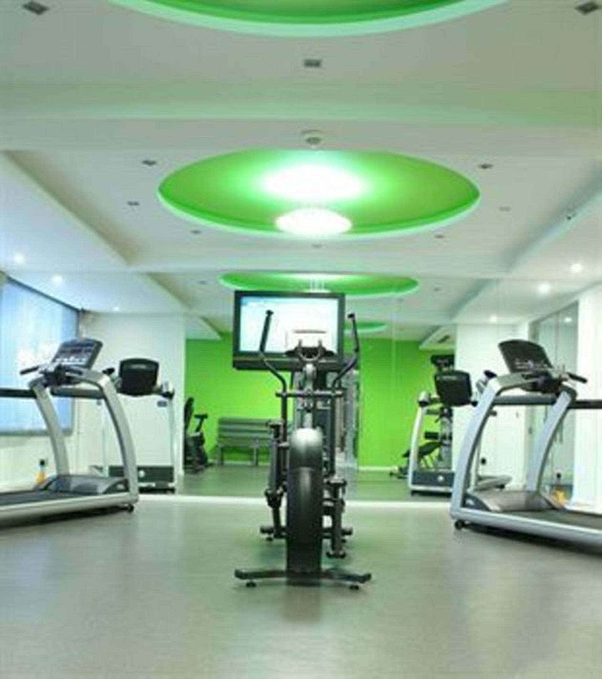 ホテル ファラー カサブランカ エクステリア 写真 The gym at the hotel