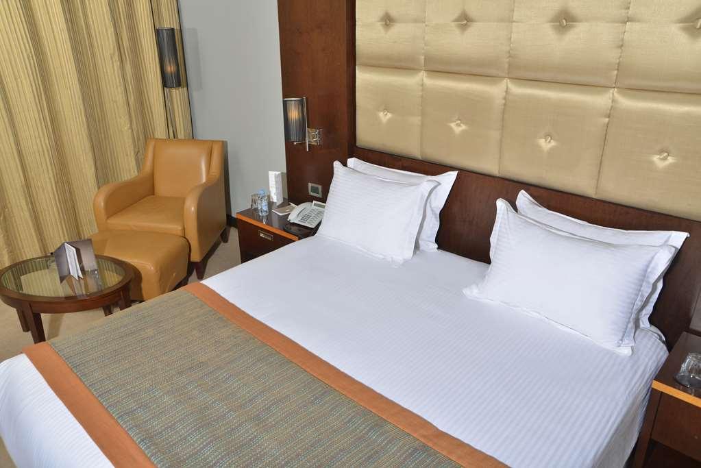 ホテル ファラー カサブランカ 部屋 写真 A bedroom