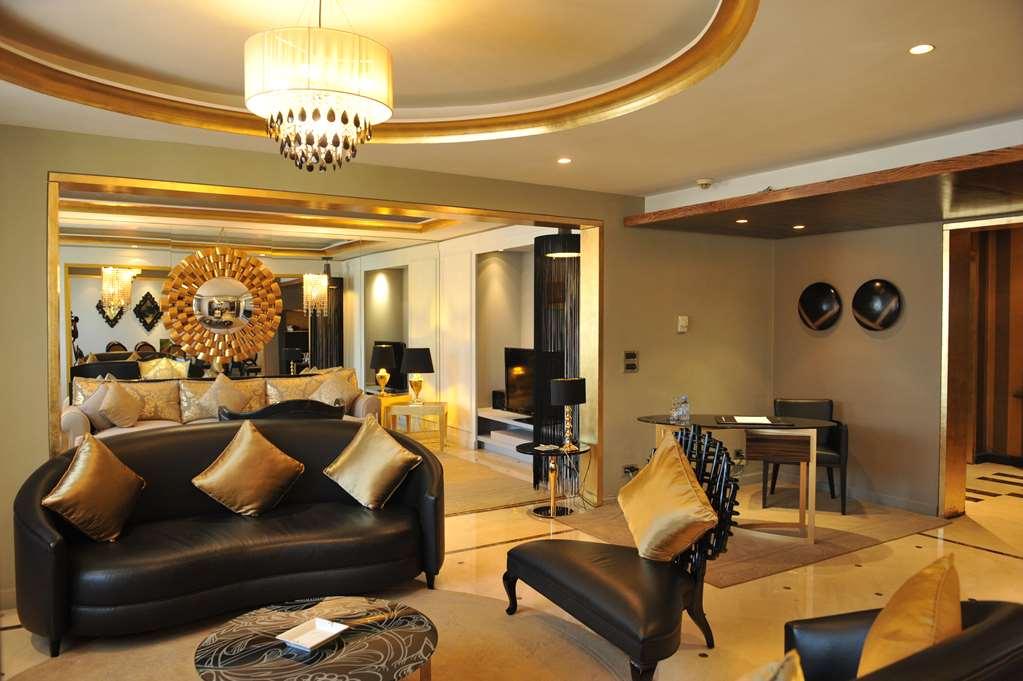 ホテル ファラー カサブランカ 部屋 写真 A suite at the hotel