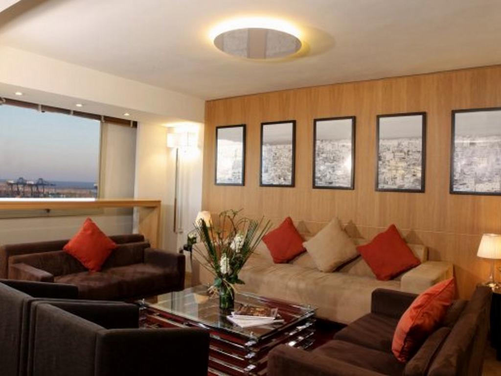 ホテル ファラー カサブランカ エクステリア 写真 The lounge at the airport